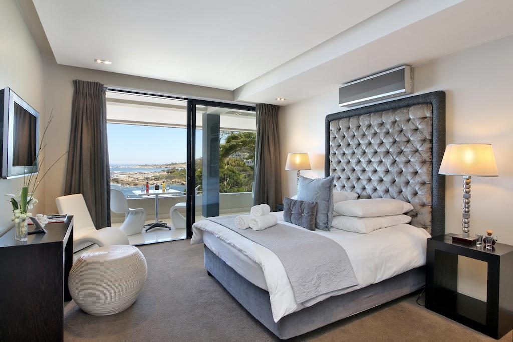 Standard Queen Room-2